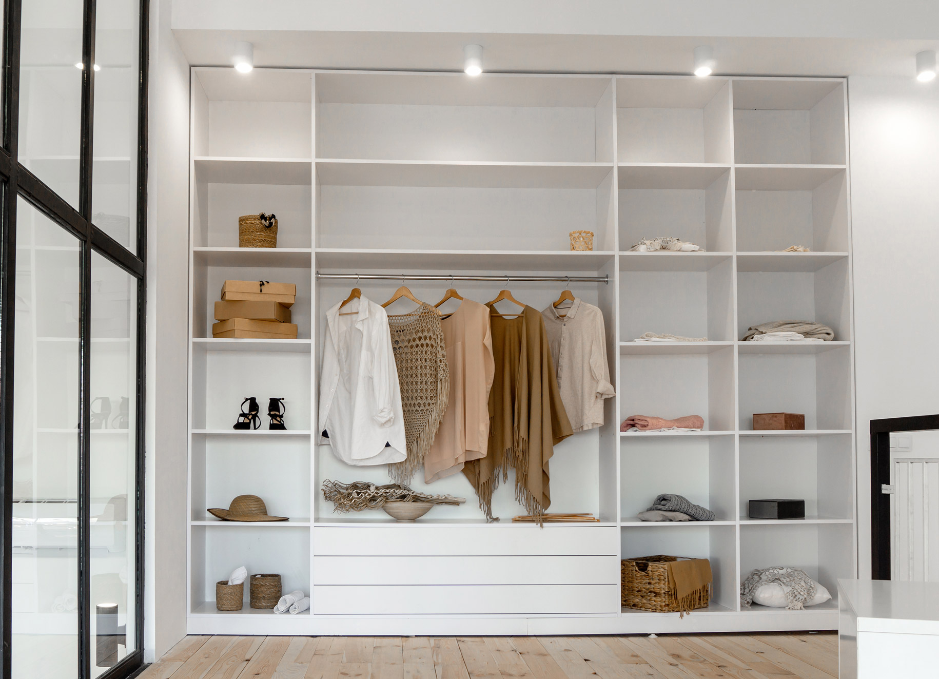 Walk-in Closets and Dressing Areas